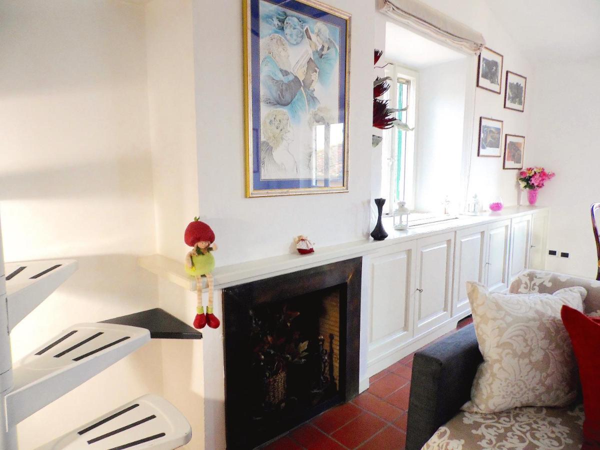 Casa Silvia Apartment ลุคคา ภายนอก รูปภาพ