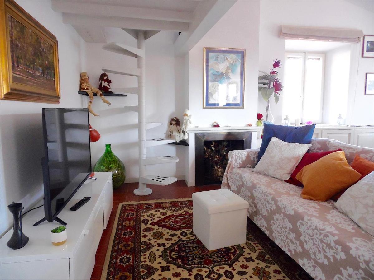 Casa Silvia Apartment ลุคคา ภายนอก รูปภาพ